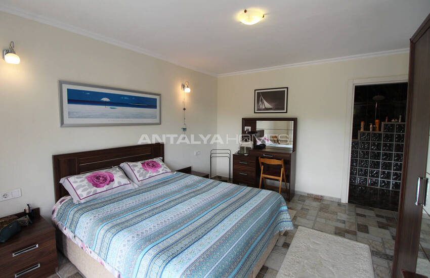 منزل أنيق مطل على الغابة مع مسبح خاص في موغلا غوجيك 25