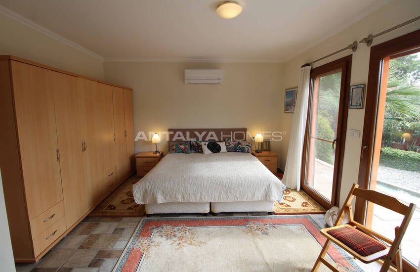 منزل أنيق مطل على الغابة مع مسبح خاص في موغلا غوجيك 27