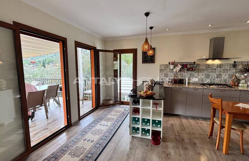 منزل أنيق مطل على الغابة مع مسبح خاص في موغلا غوجيك 20