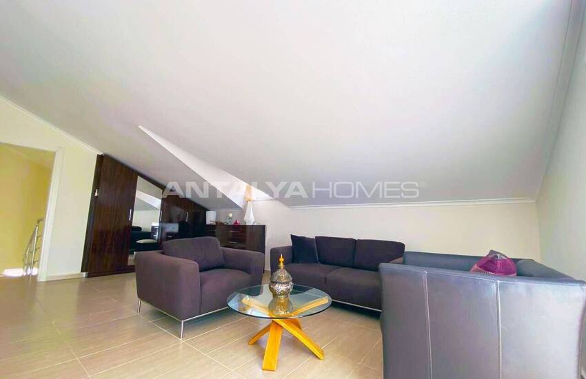 ویلای ۴ خوابه با استخر در نزدیکی فتحیه اولودنیز 11