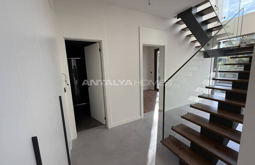 Fethiye'de Çalış Plajı’na Yakın Özel Havuzlu Müstakil Villa 39