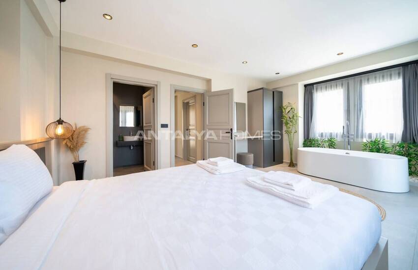 Виллы с частными бассейнами в 10 минутах от пляжа в Фетхие 19