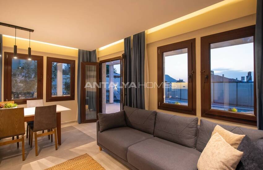 Виллы с частными бассейнами в 10 минутах от пляжа в Фетхие 9