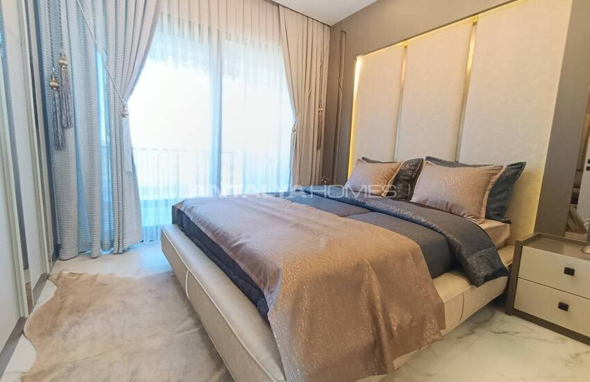 Muğla Milas'ta Özel Koy Kullanımlı Deniz Manzaralı Villalar 23