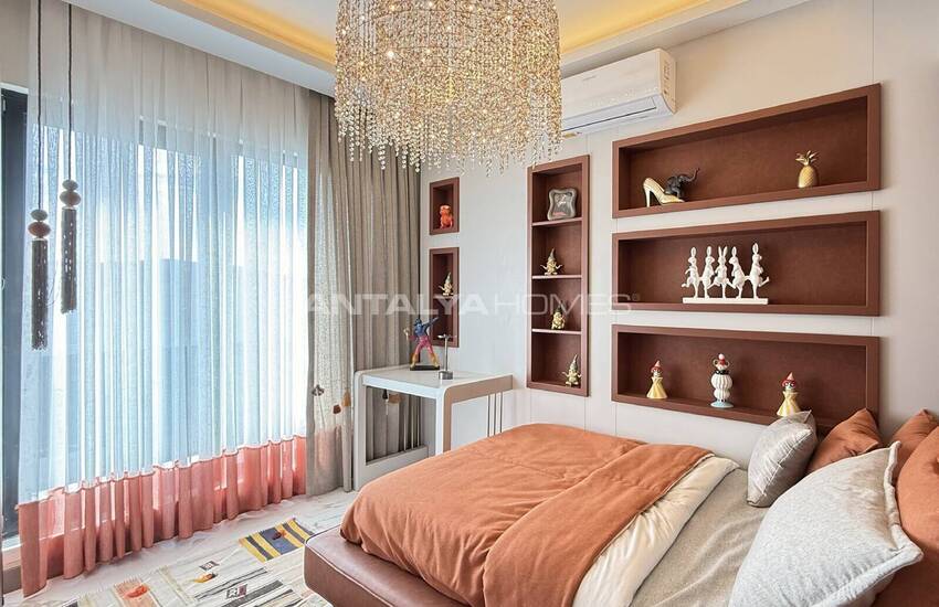 Muğla Milas'ta Özel Koy Kullanımlı Deniz Manzaralı Villalar 18