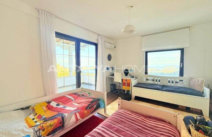 Sea-view Villa Near the Marina in Bodrum Yalıkavak 15