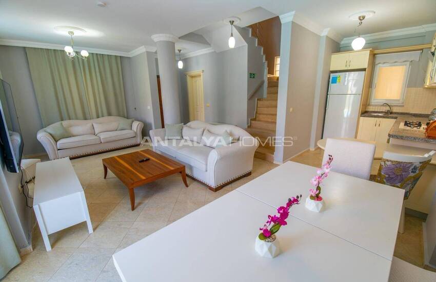 Fethiye'de Özel Havuzlu Plaja Yakın İkiz Villa 3