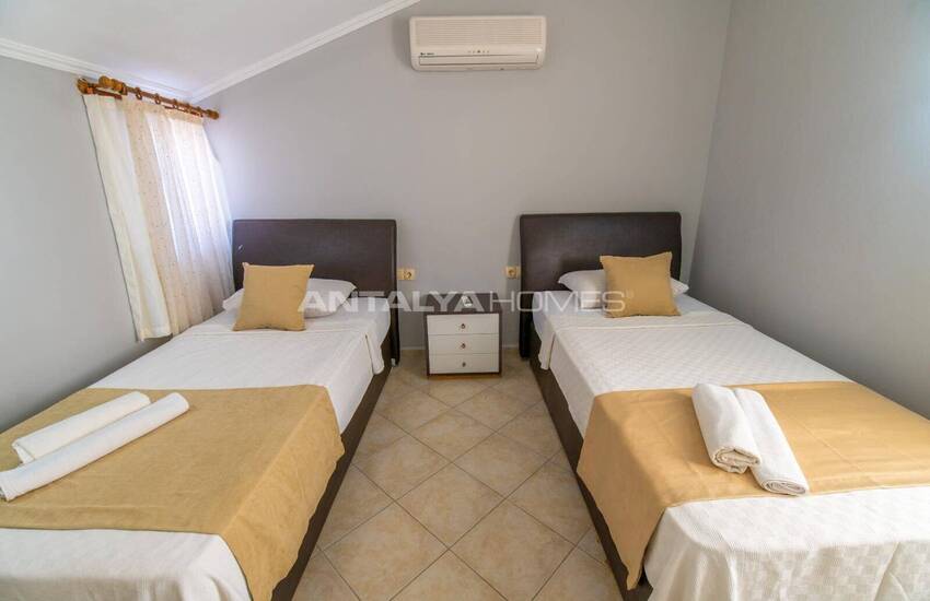 Fethiye'de Özel Havuzlu Plaja Yakın İkiz Villa 14