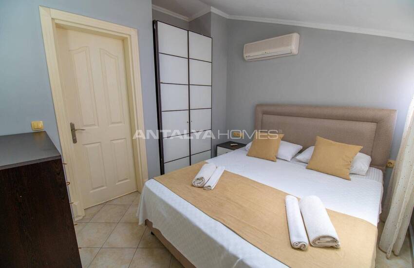 Fethiye'de Özel Havuzlu Plaja Yakın İkiz Villa 9