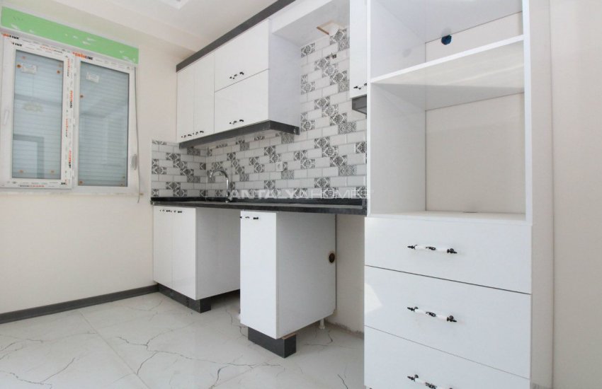 Recently Completed Apartments Next to the Main Road in Kepez Antalya 15