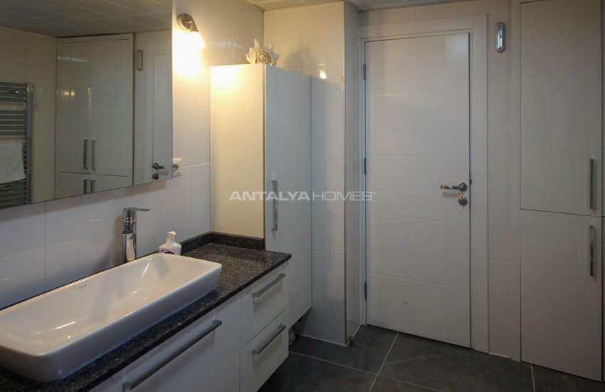 شقة مشمسة مع تصميم داخلي فاخر في أنطاليا 31
