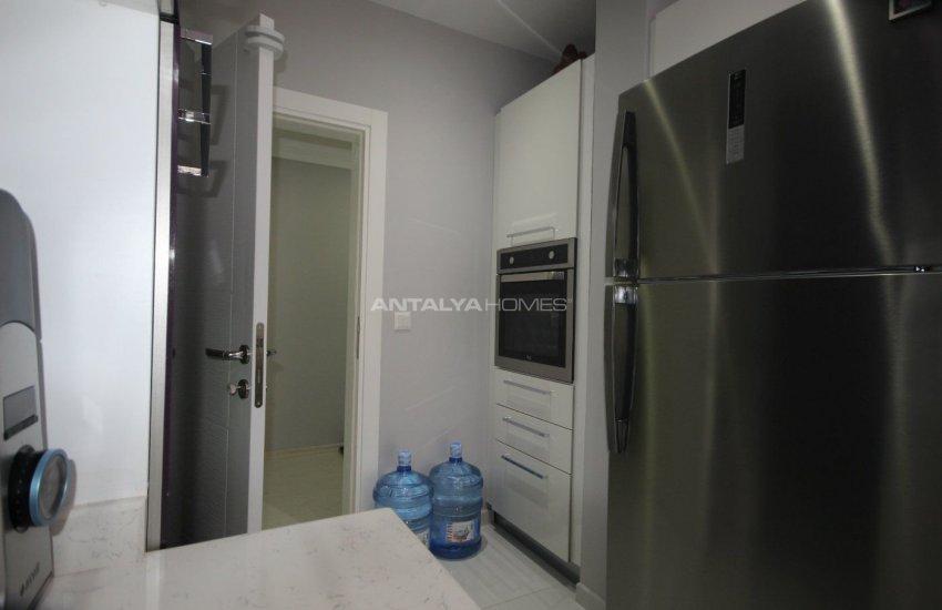 شقة مشمسة مع تصميم داخلي فاخر في أنطاليا 19