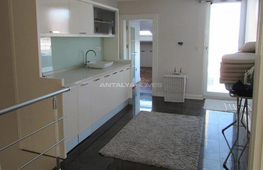 Двухуровневая Квартира 5+1 с Видом на Море в Анталии 17