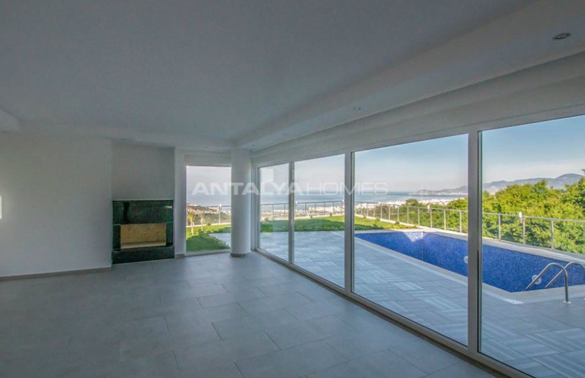 Luxury Detached Villa in Alanya with Sea View 12
