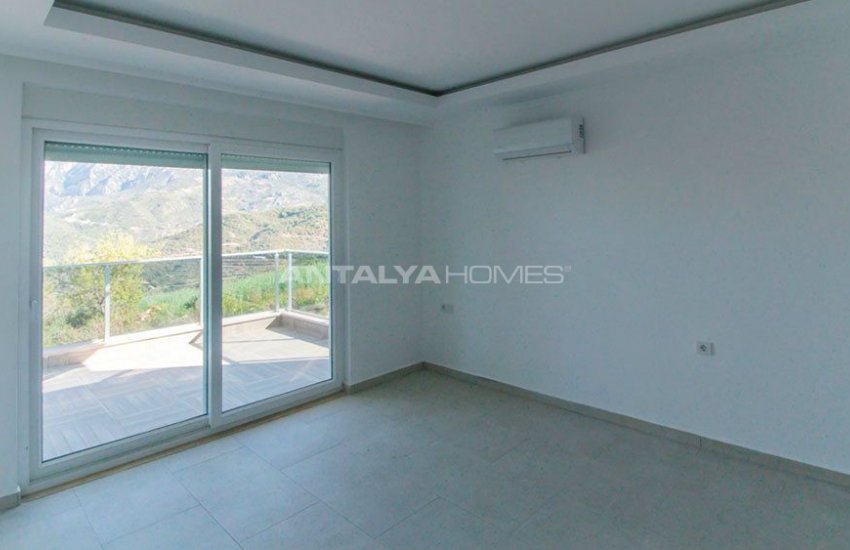 Luxury Detached Villa in Alanya with Sea View 18