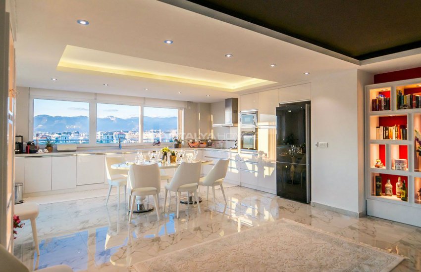 Luxurious Apartments in Alanya in a Sea View Complex 13
