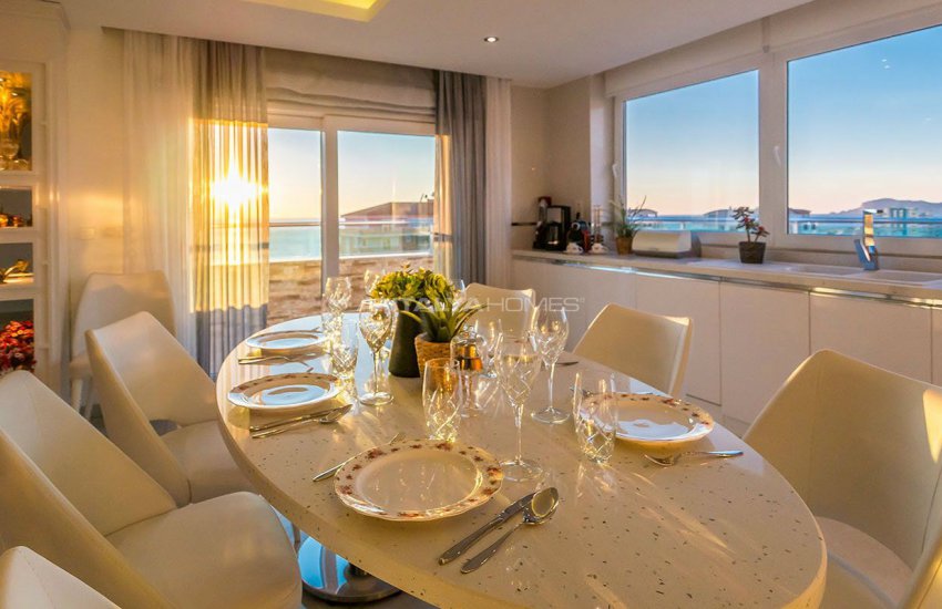Luxurious Apartments in Alanya in a Sea View Complex 16
