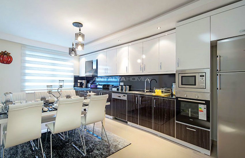 Luxurious Villas with High-quality Materials in Antalya Alanya 49