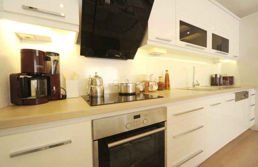 چاکر رزیدنس 13