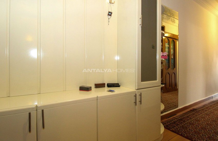 Antalya Merkez’de Deniz ve Kaleiçi Manzaralı Mobilyalı Daire 14