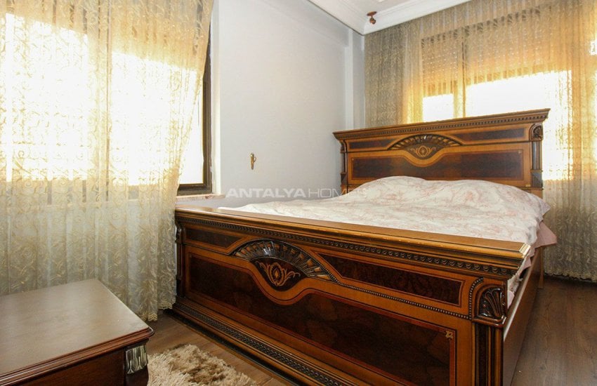 Antalya Merkez’de Deniz ve Kaleiçi Manzaralı Mobilyalı Daire 10