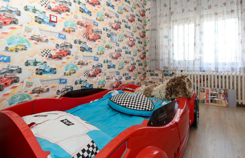 Antalya Merkez’de Deniz ve Kaleiçi Manzaralı Mobilyalı Daire 12