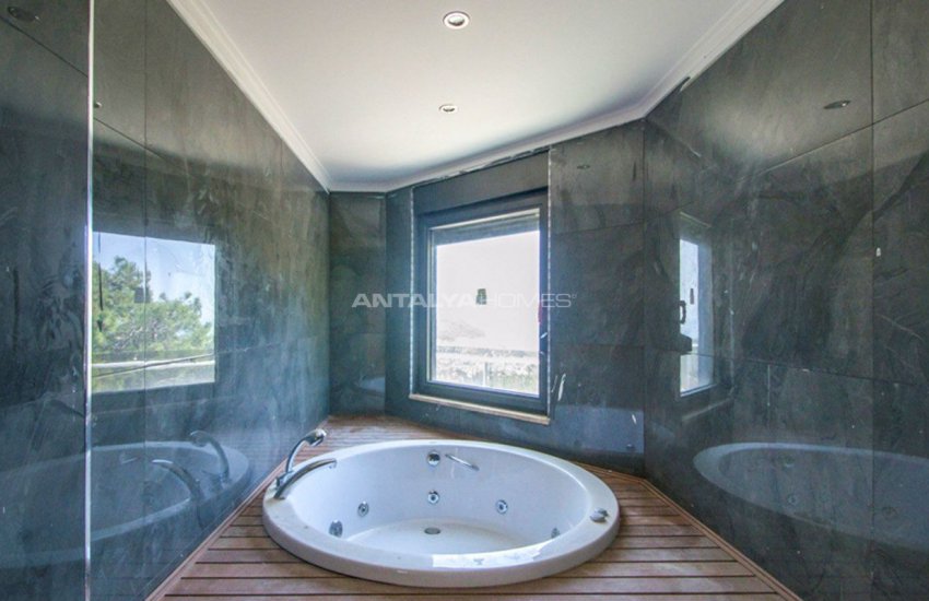 املاک لوکس در مرکز آلانیا احاطه شده با طبیعت 20