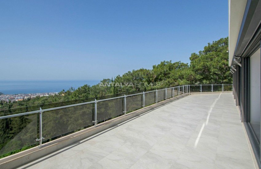 املاک لوکس در مرکز آلانیا احاطه شده با طبیعت 21