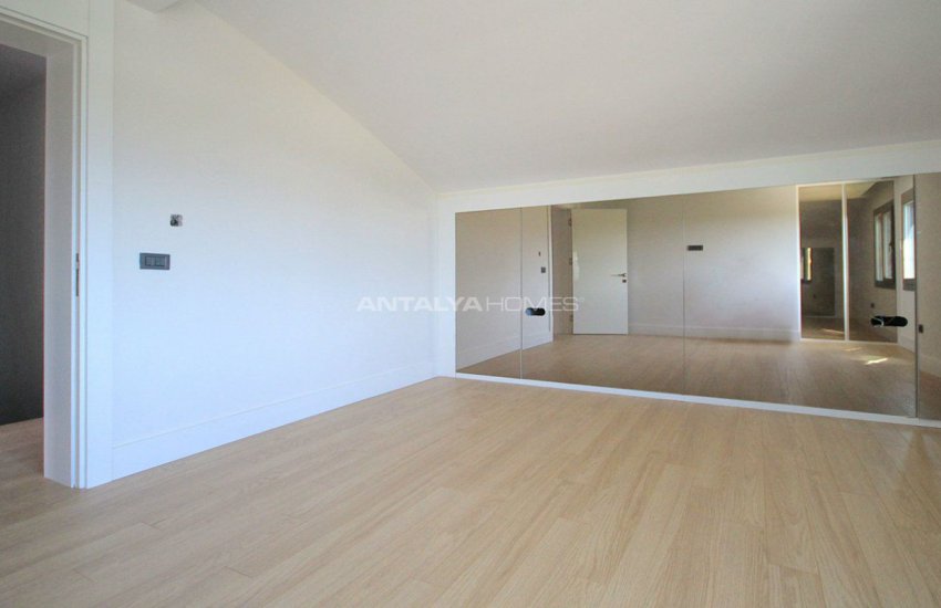 Centrally Located Villas in Antalya Turkey 17