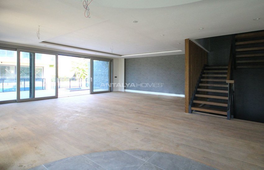 Centrally Located Villas in Antalya Turkey 7