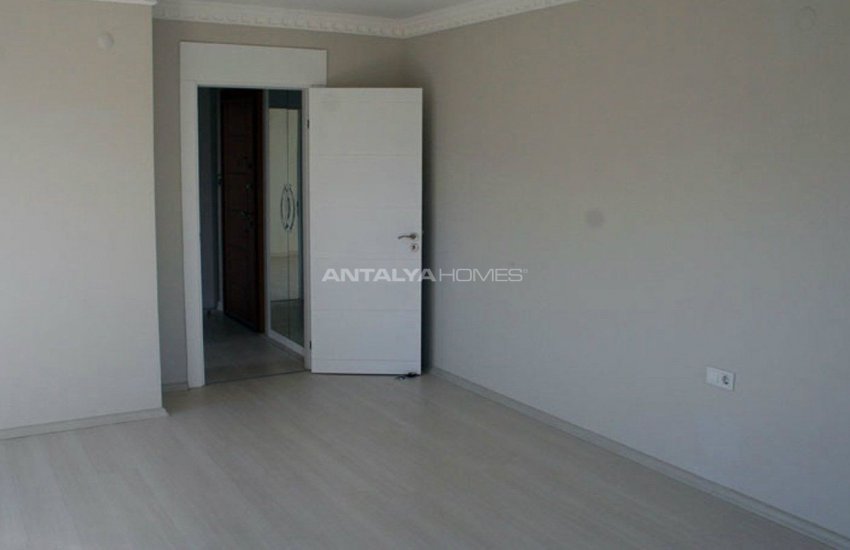 Spacious Homes for Sale in Konyaalti with Sea View 16