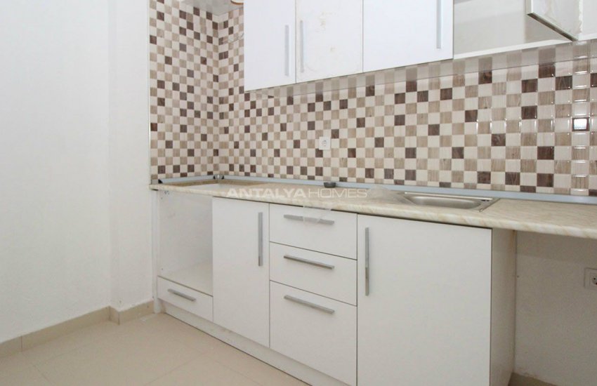 Commercial Property in a Complex in Kepez Antalya 8