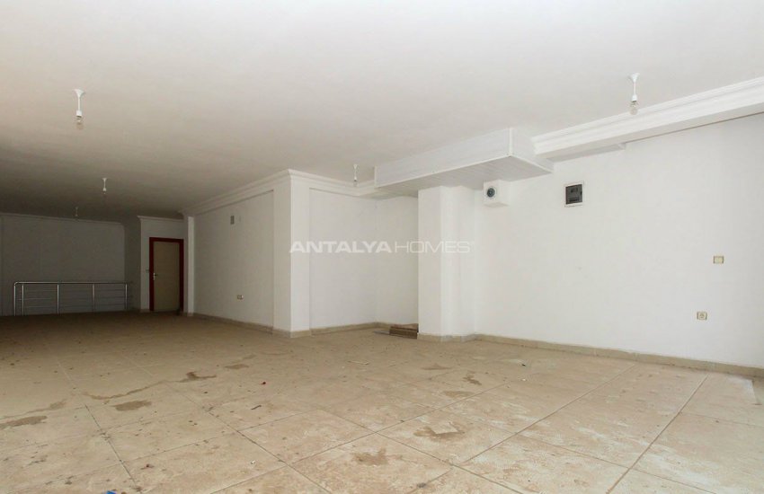 Commercial Real Estate in a Developing Area of Antalya 4