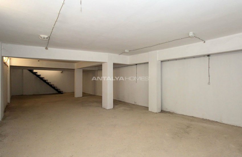 Commercial Real Estate in a Developing Area of Antalya 7