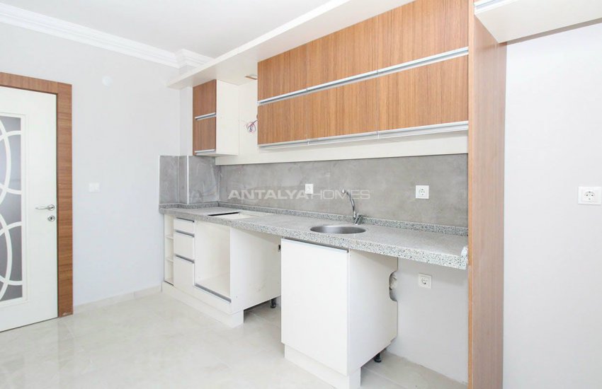 New-built Apartments with Elegant Design in Kepez 24