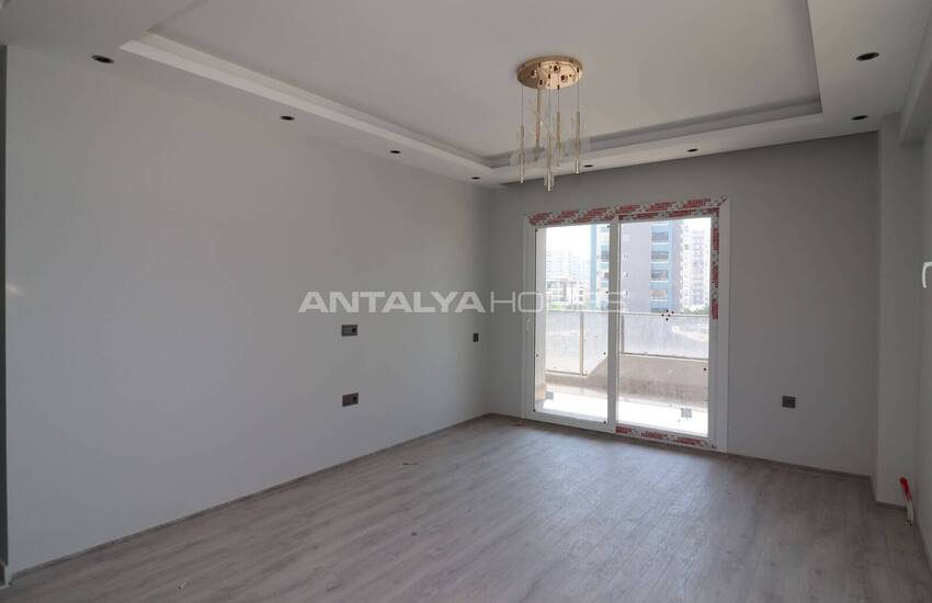 Brand New Properties with Pool and Garden in Mersin Erdemli 4