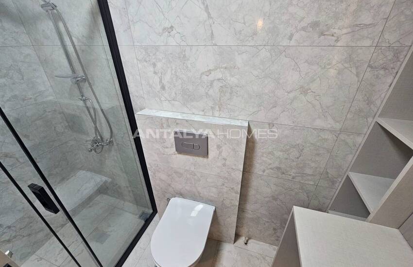 Real Estate in a Complex with a Pool Near the Sea in Tömük, Mersin 43