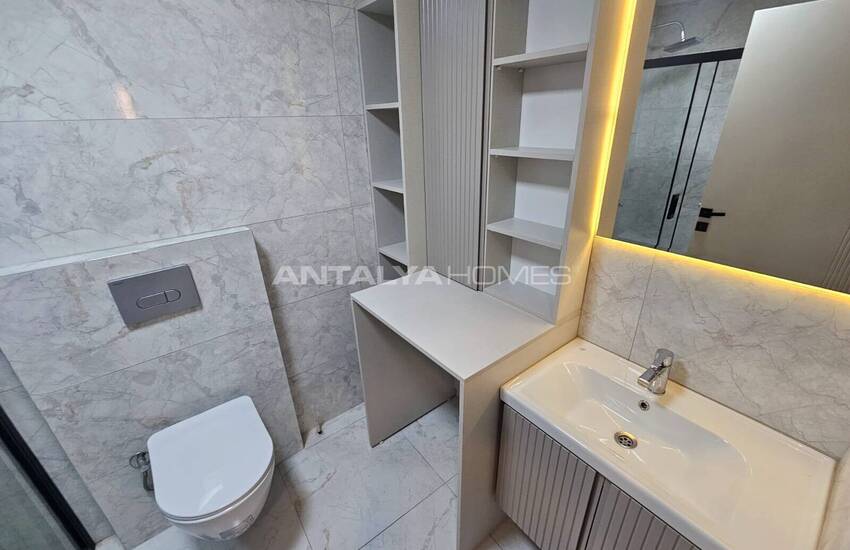 Real Estate in a Complex with a Pool Near the Sea in Tömük, Mersin 42