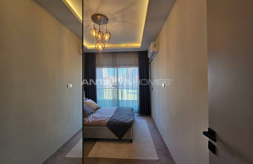 Real Estate in a Complex with a Pool Near the Sea in Tömük, Mersin 39