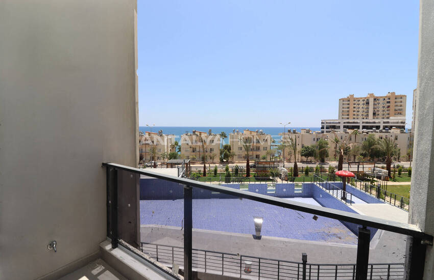 Mersin Ayaş'ta Denize Yakın Sıfır Daireler 24