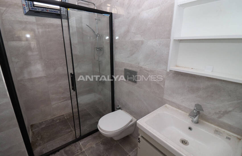 Sea View Flats Close to Amenities in Mezitli Mersin 13
