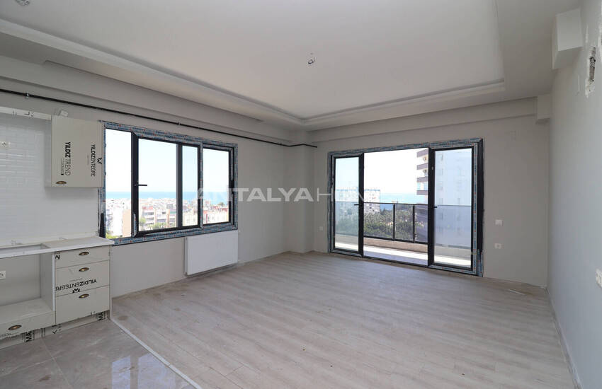 Sea View Flats Close to Amenities in Mezitli Mersin 5