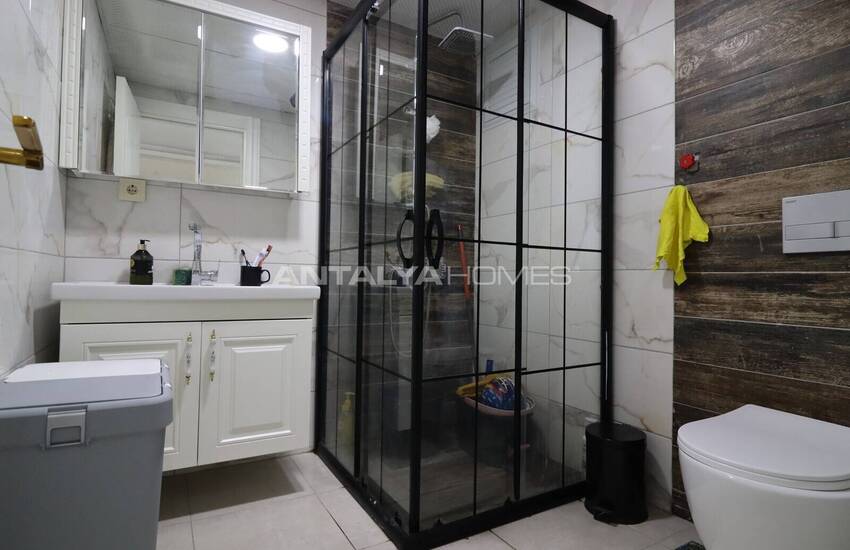 Mersin'de Denize 800 M Mesafedeki Sitede 1+1 Daire 16