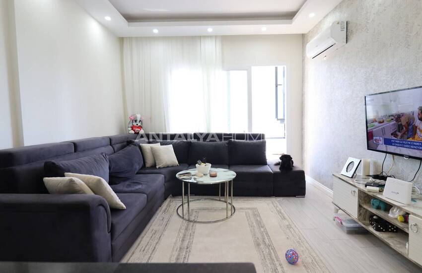 Mersin'de Denize 800 M Mesafedeki Sitede 1+1 Daire 10