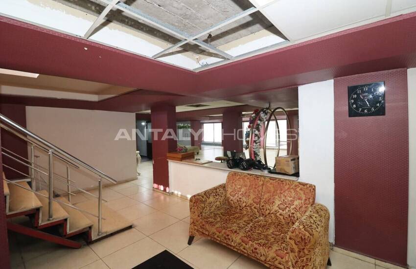 Shop with Potential High Rent Yield in Mersin 20