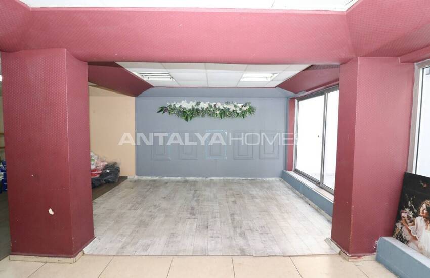 Shop with Potential High Rent Yield in Mersin 21
