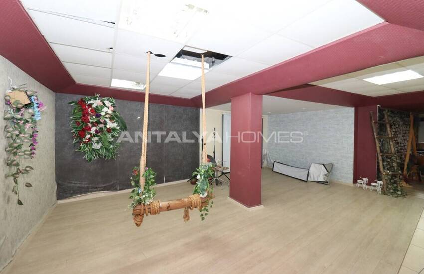 Shop with Potential High Rent Yield in Mersin 22