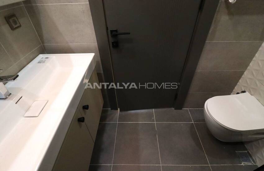 2-bedroom Apartments in Advantageous Location in Mersin Yenisehir 29