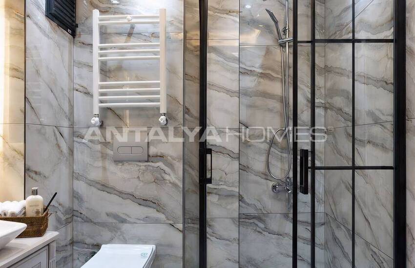 Apartments in Well-equipped Complex in Mersin Mezitli 34
