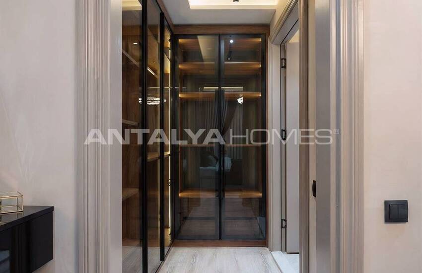 Apartments in Well-equipped Complex in Mersin Mezitli 26